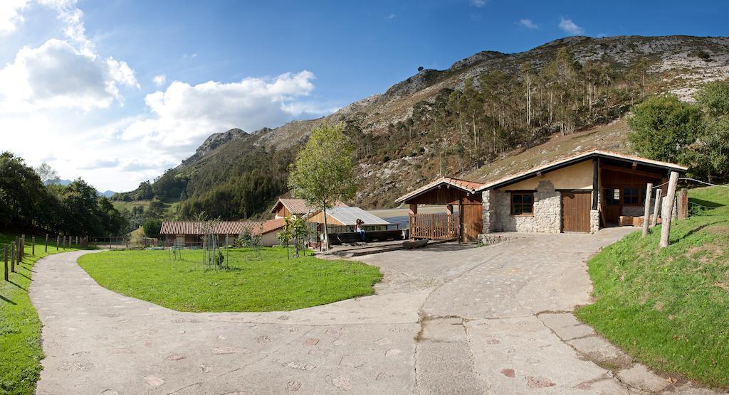 La Montana Magica Hotel Rural Vibano エクステリア 写真