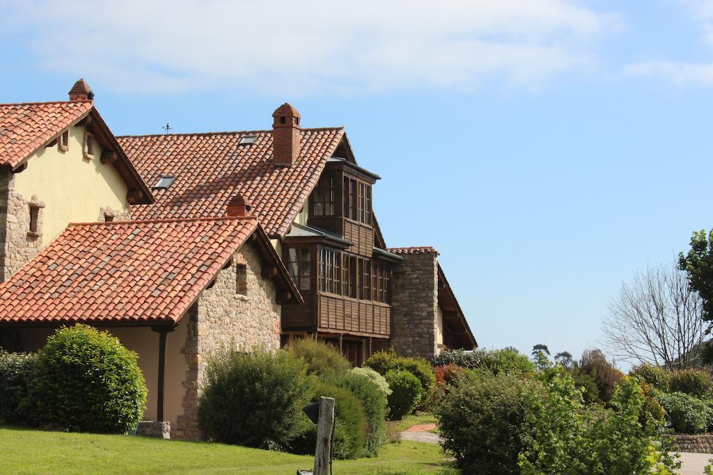 La Montana Magica Hotel Rural Vibano エクステリア 写真