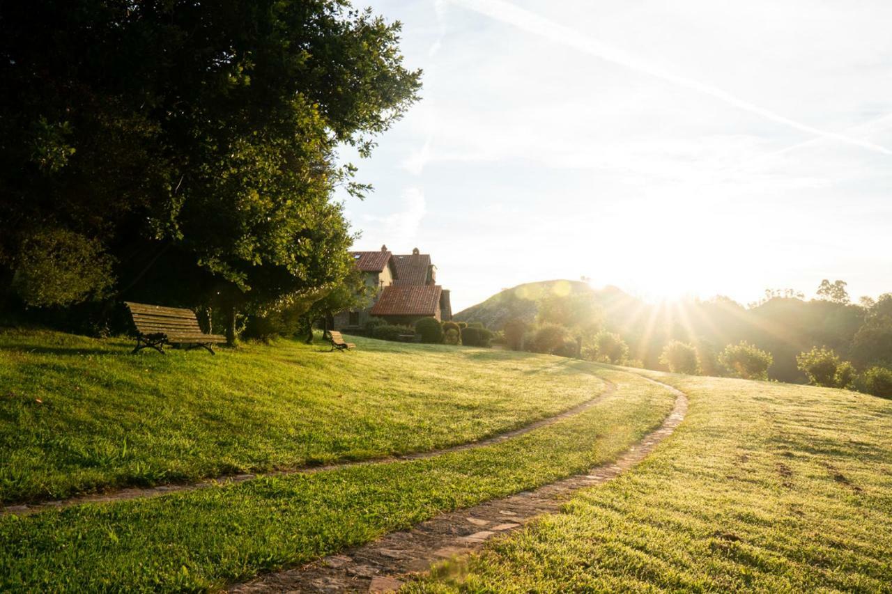 La Montana Magica Hotel Rural Vibano エクステリア 写真